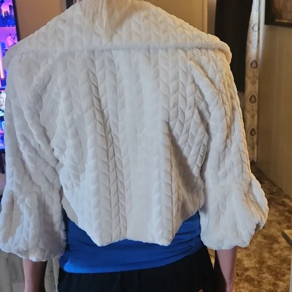 Jacket - Picture 4 of 4